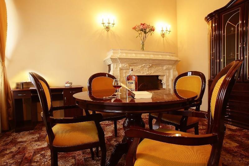 George Hotel Lviv Rom bilde