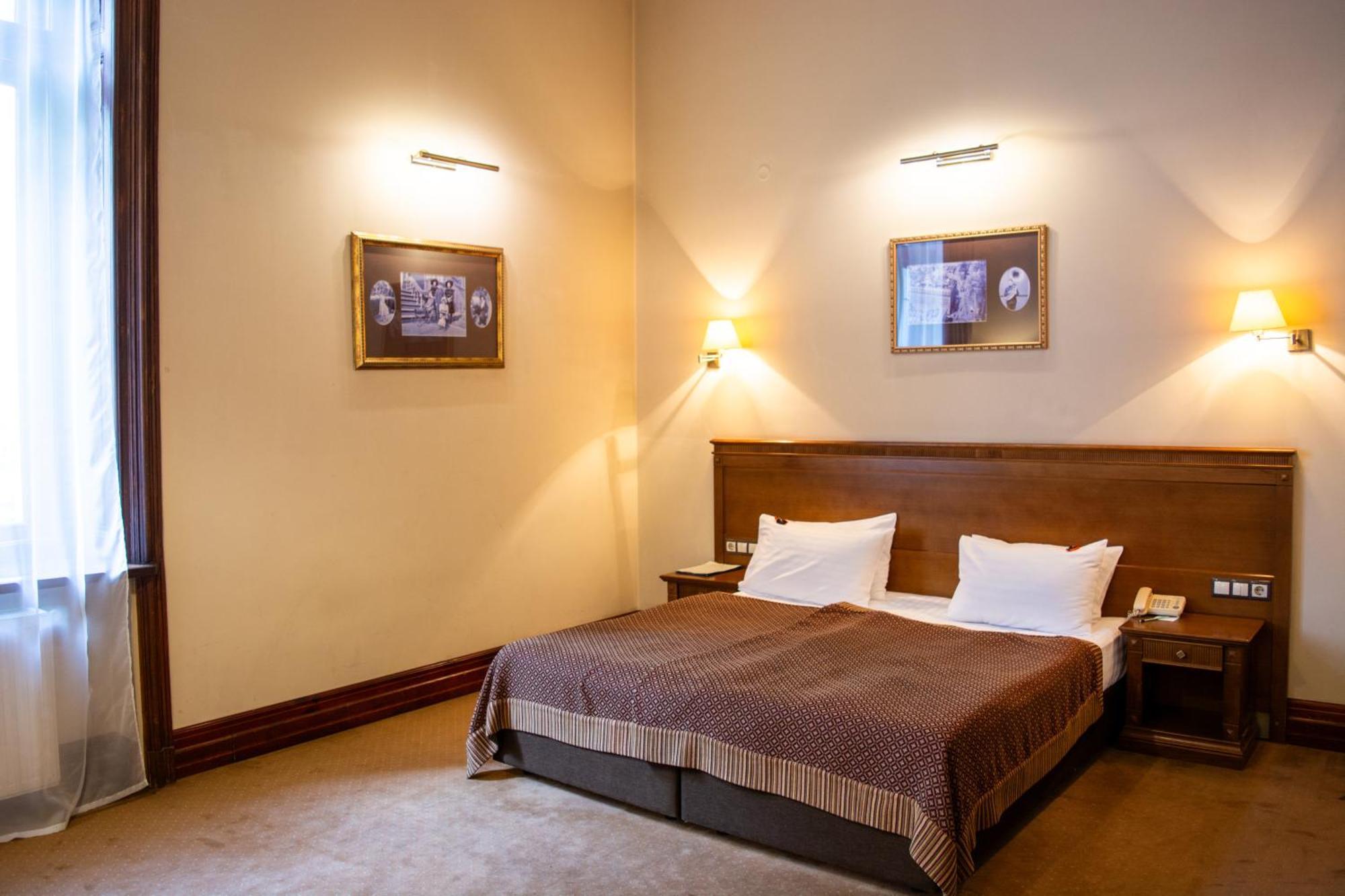 George Hotel Lviv Eksteriør bilde
