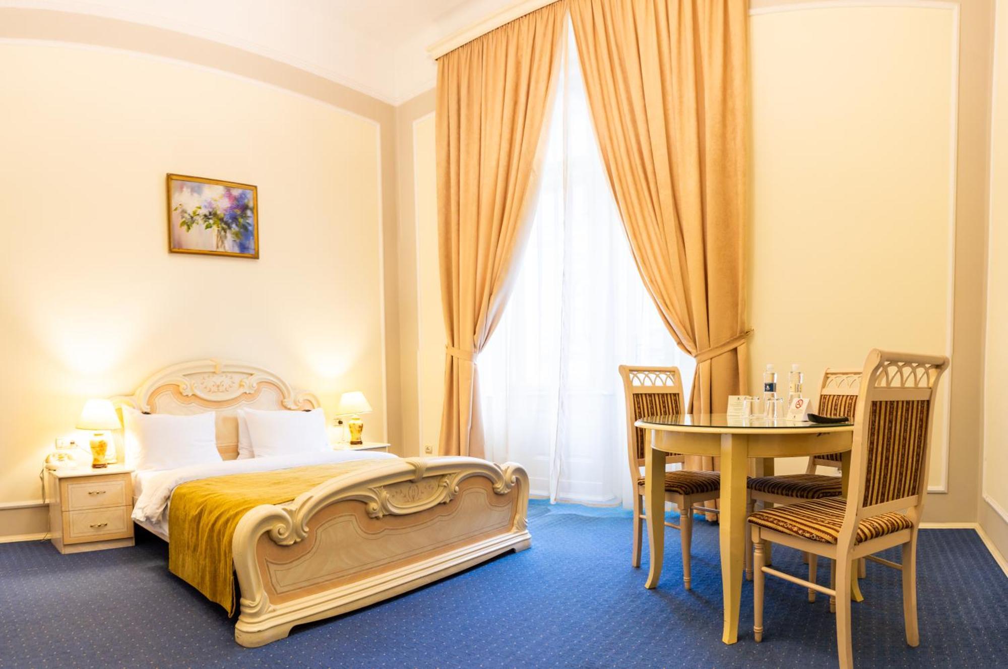 George Hotel Lviv Eksteriør bilde