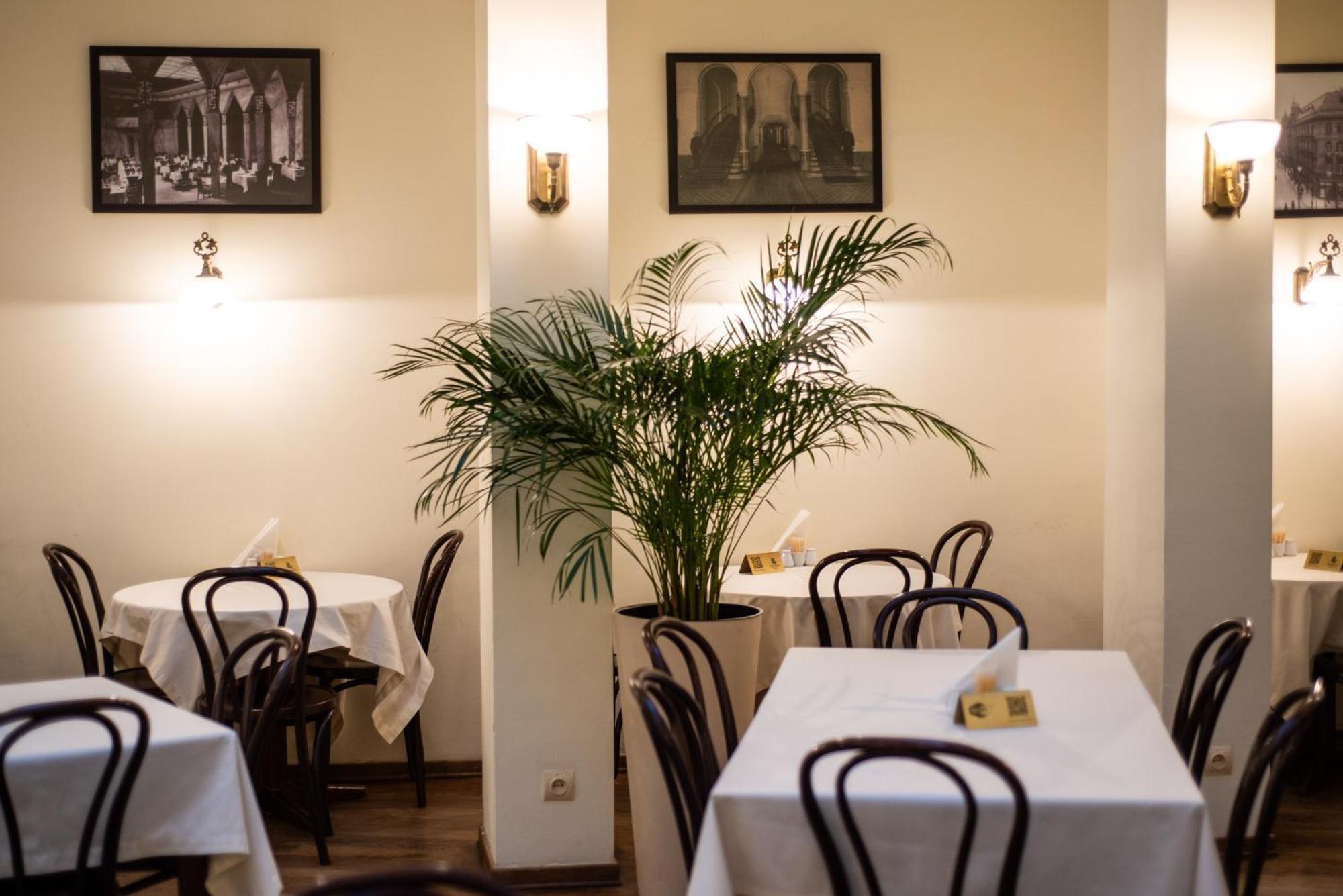 George Hotel Lviv Eksteriør bilde