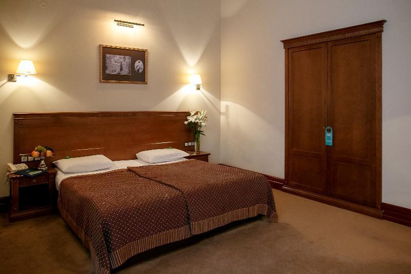 George Hotel Lviv Eksteriør bilde